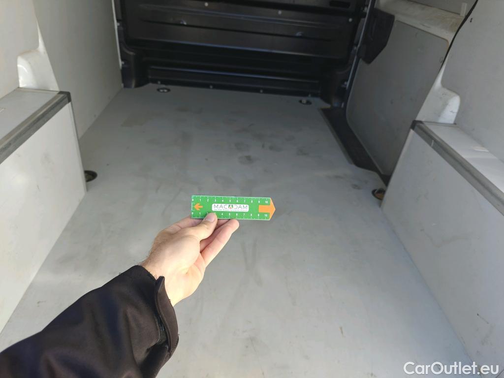  Peugeot  Expert PEUGEOT  VU 4p 3G furgón Furg.Premium BlueHDi 85KW (115) Standard #86