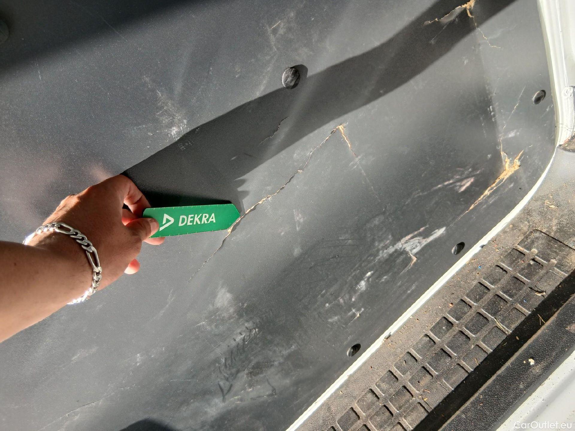  Peugeot  Expert PEUGEOT  / 2016 / 4P / furgón Furgón Premium 2.0 BlueHDi 120 Standard #25