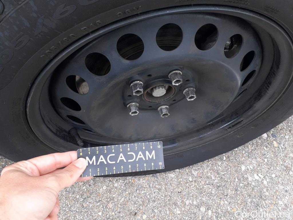  Volkswagen  Caddy VOLKSWAGEN  / 2020 / 4P / furgón derivado de turismo Cargo 2.0 TDI 55kW (75CV) #33