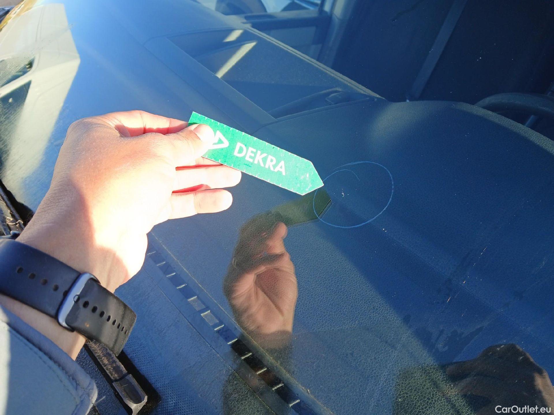  Volkswagen  Transporter VOLKSWAGEN  / 2015 / 4P / furgón Furgón Corto TN 2.0 TDI 110kW BMT 4Mot #35