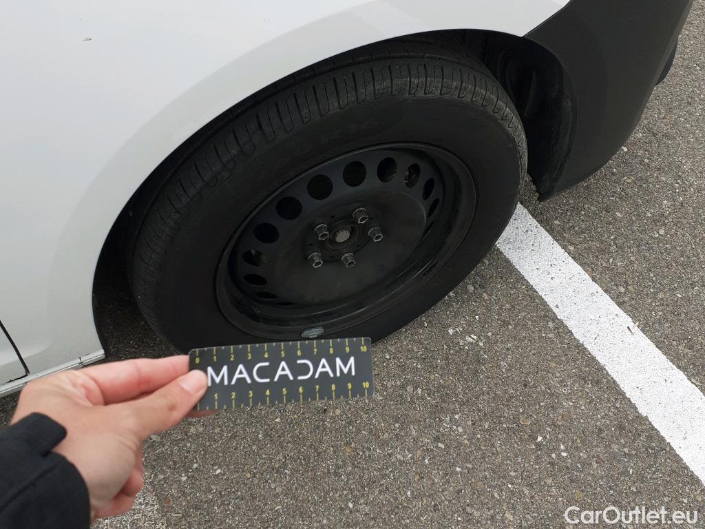  Volkswagen  Caddy VOLKSWAGEN  / 2020 / 4P / furgón derivado de turismo Cargo 2.0 TDI 55kW (75CV) #32