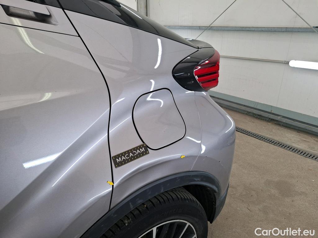  Toyota  C-HR TOYOTA  / 2016 / 5P / SUV 2.0 HYBRIDE 184 DISTINCTIVE #1