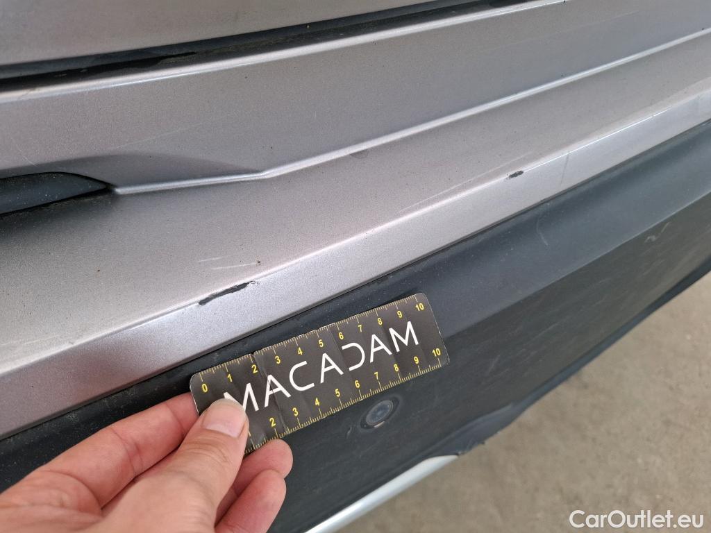  Toyota  C-HR TOYOTA  / 2016 / 5P / SUV 2.0 HYBRIDE 184 DISTINCTIVE #16