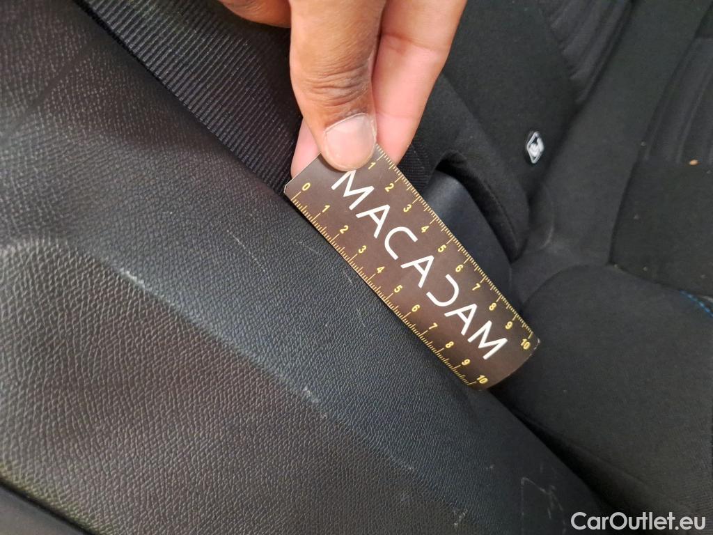  Peugeot  3008  II Active Pack 1.2 PureTech 130CV BVA8 E6d / VO RECONDITIONNE - PHOTOS AVANT RECONDITIONNEMENT #4