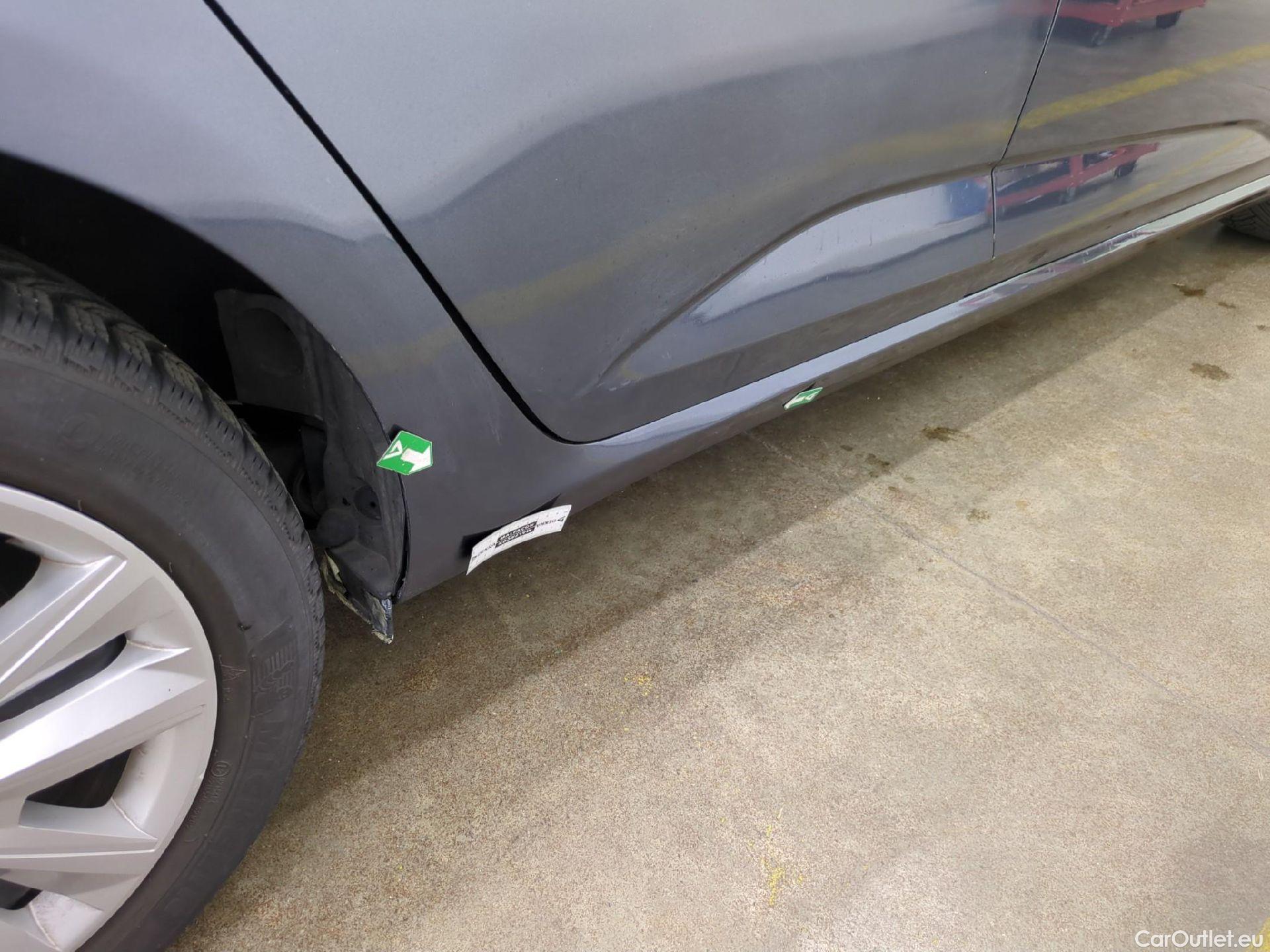  Renault  Megane  IV Berline 5 ptes. Business 1.5 dCi 115CV BVA7 E6d #19