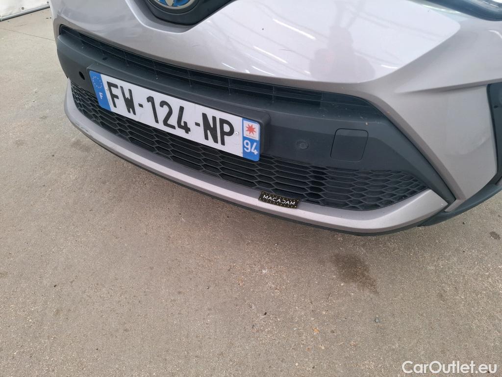  Toyota  C-HR TOYOTA  / 2016 / 5P / SUV 2.0 HYBRIDE 184 DISTINCTIVE #7