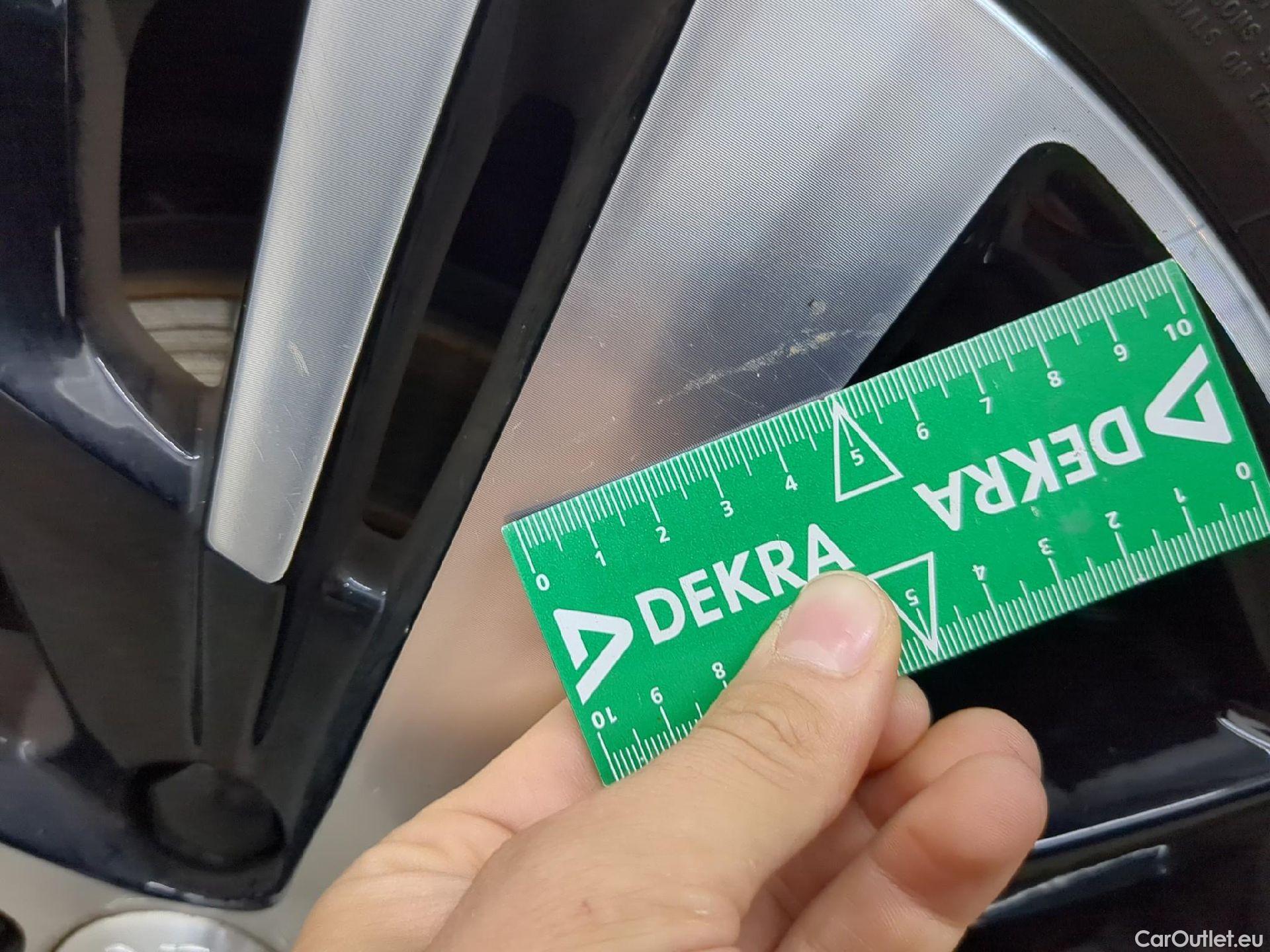  Peugeot  5008  GT 1.2 PureTech 130CV BVA8 7 Sieges E6d #5