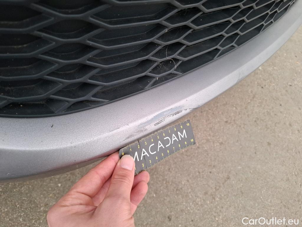  Toyota  C-HR TOYOTA  / 2016 / 5P / SUV 2.0 HYBRIDE 184 DISTINCTIVE #8