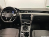  Volkswagen  Passat Variant 2.0 TDI SCR Manual Diesel  33 #7