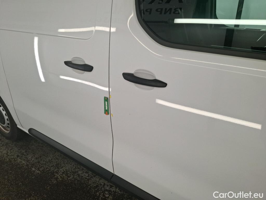  Opel  Vivaro OPEL  / 2019 / 4P / Fourgon tôlé Taille XL BlueHDi 145 S&S BVM6 #8