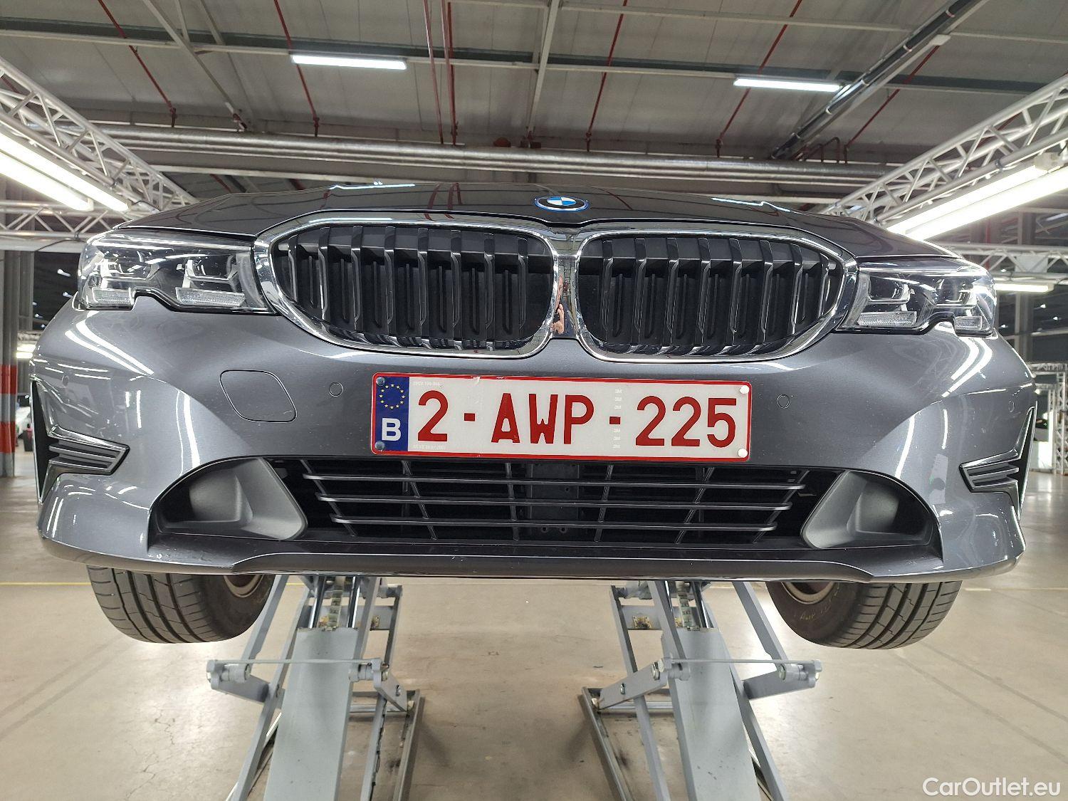  Bmw  Serie 3 BMW, 3-serie '18 PHEV, BMW 3 Reeks Berline 320e (150 kW) 4d #1