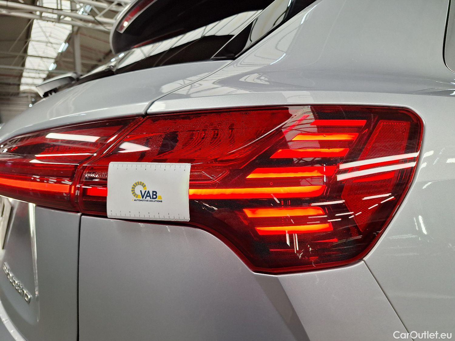  Audi  E-TRON Audi,  '19 BEV, Audi  55 Quattro S-Line 5d #20