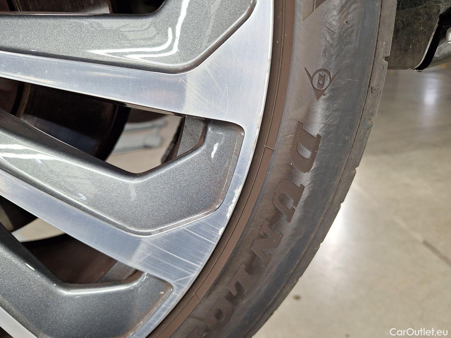  Audi  E-TRON Audi,  '19 BEV, Audi  55 Quattro S-Line 5d #5