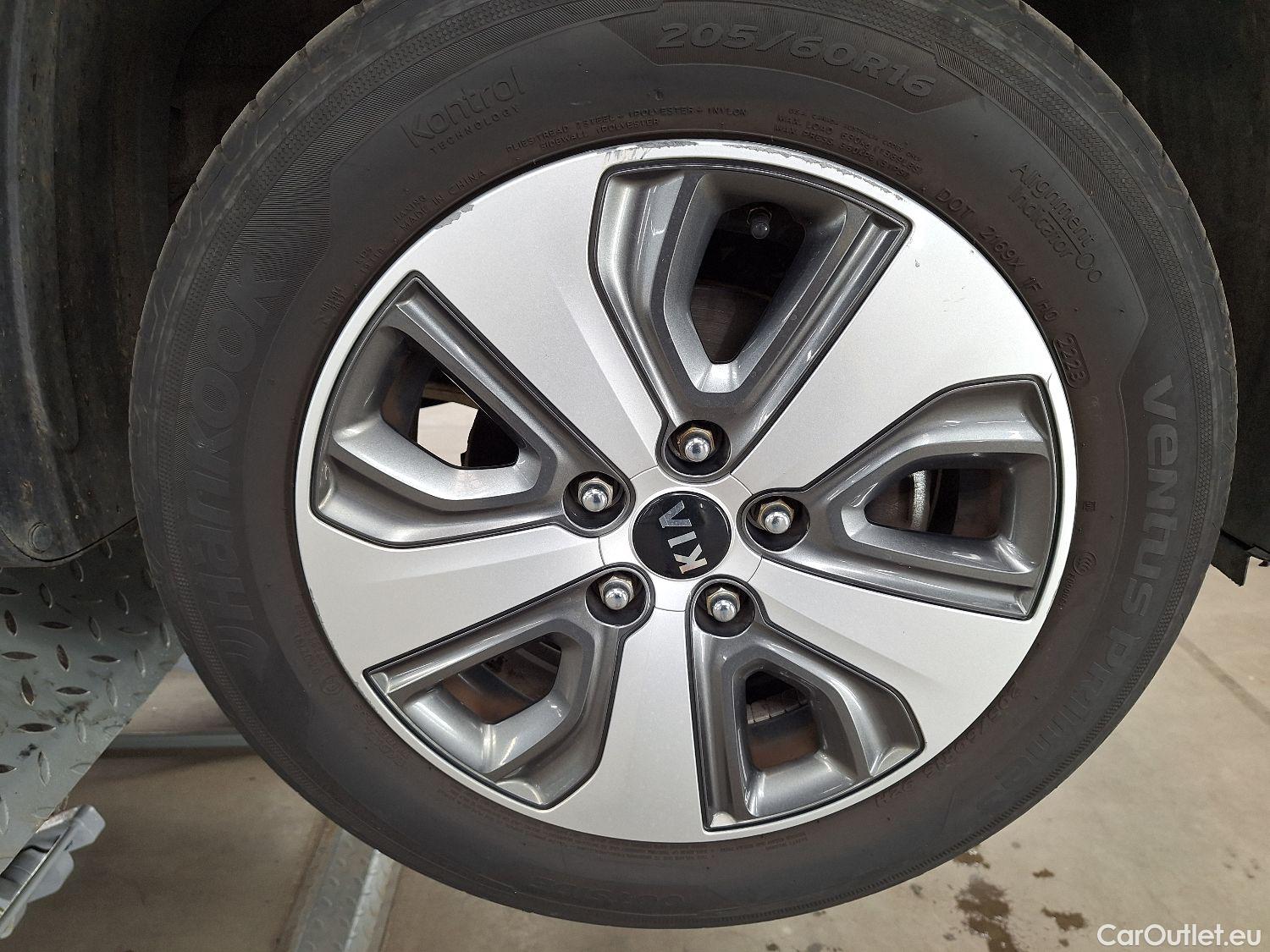  KIA  Niro Kia,  '16, KIA  Business Fusion 1.6 GDi HEV 6DCT 5d #1