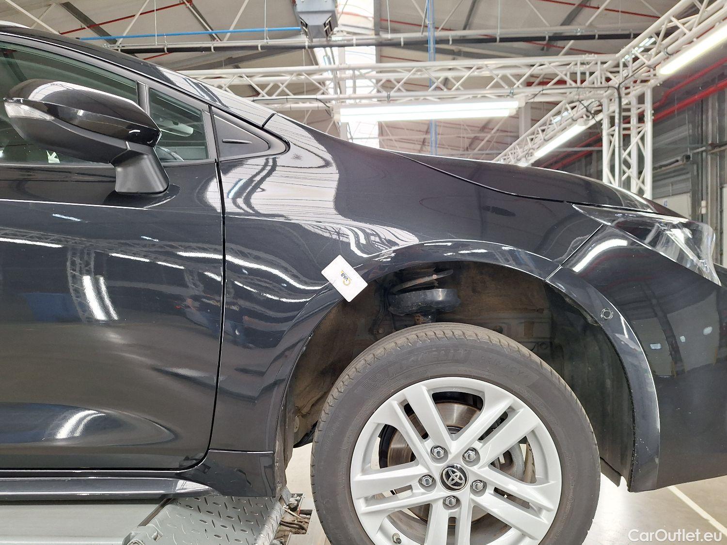  Toyota  Corolla Toyota,  TS '19, Toyota  Touring Sports 1.8 Hybrid Dynamic e #17