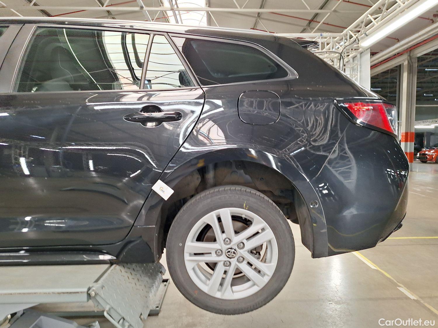  Toyota  Corolla Toyota,  TS '19, Toyota  Touring Sports 1.8 Hybrid Dynamic e #30