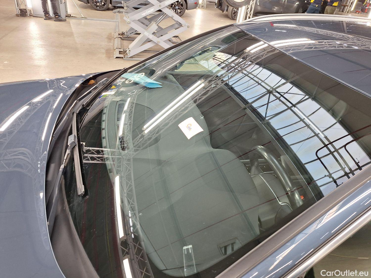  Volvo  V60 Volvo,  '18, Volvo  D3 Momentum Pro 5d #62