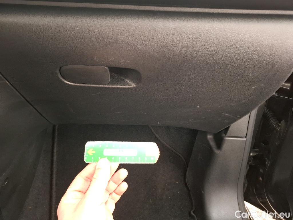  Citroen  C3  Shine Business 1.2 PureTech 110CV BVM6 E6d #9