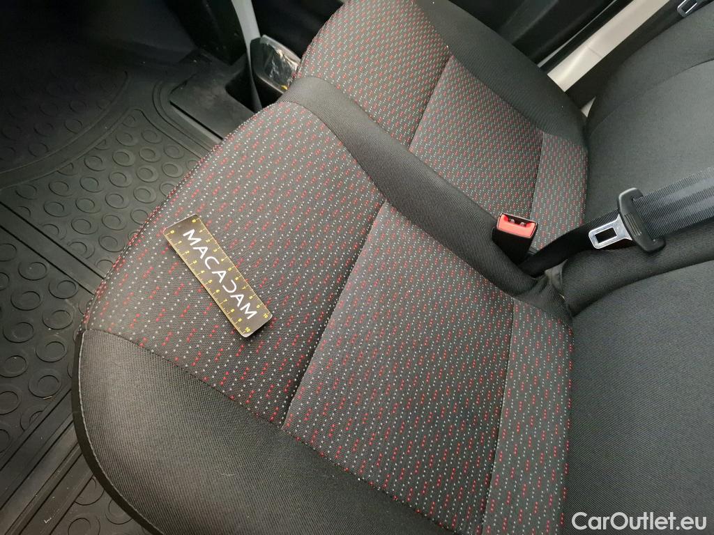  Citroen  Jumper  Fourgon 30 L1H1 Driver BlueHDi 120 2.2 BlueHDi 120CV BVM6 E6d #16