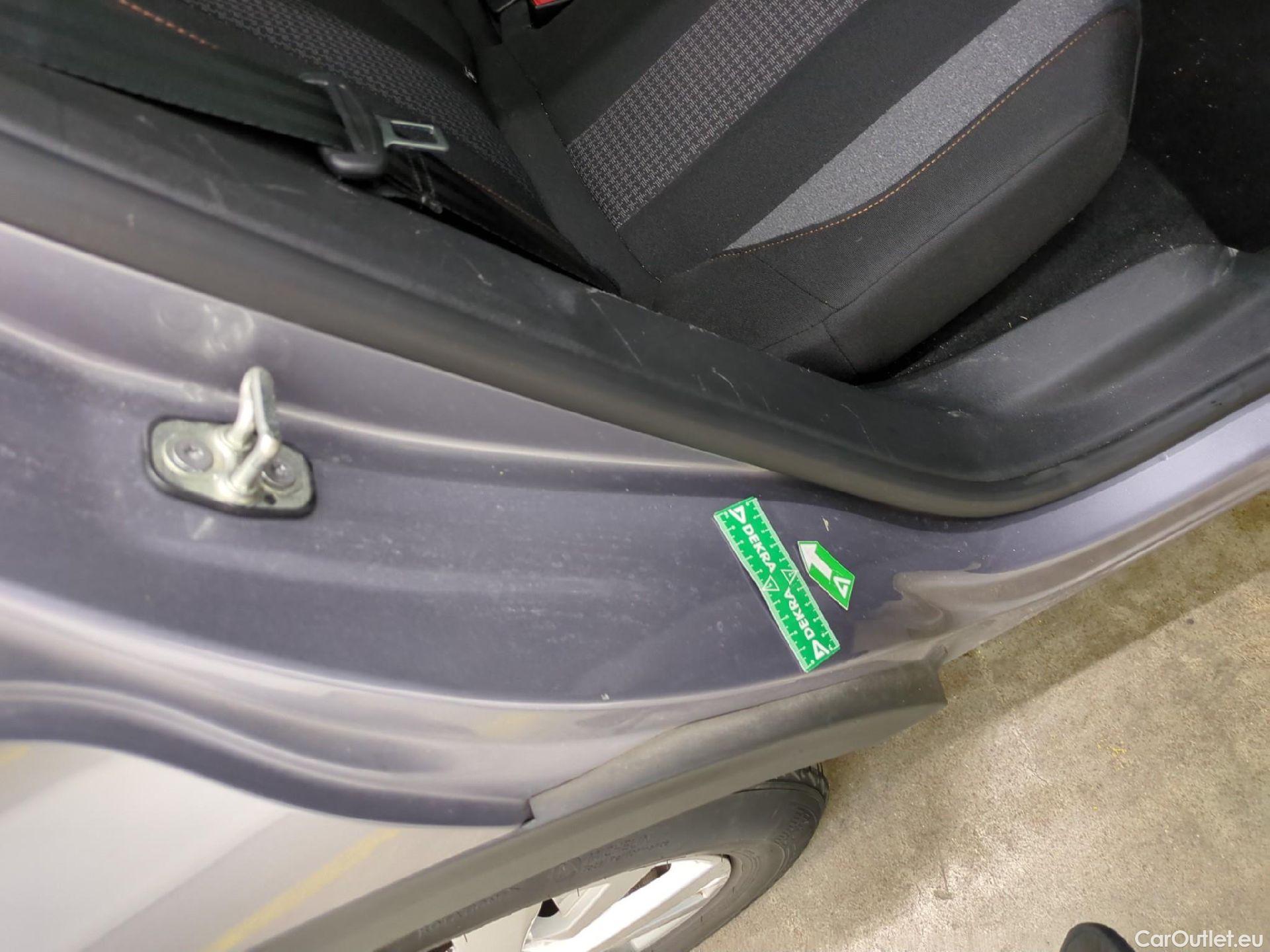  Peugeot  3008  Active Business 1.5 HDi 130CV BVA8 E6d #18