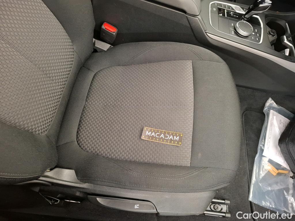  Bmw  Serie 1 BMW Série 1 / 2019 / 5P / Berline 116i DKG7 Business Design #11