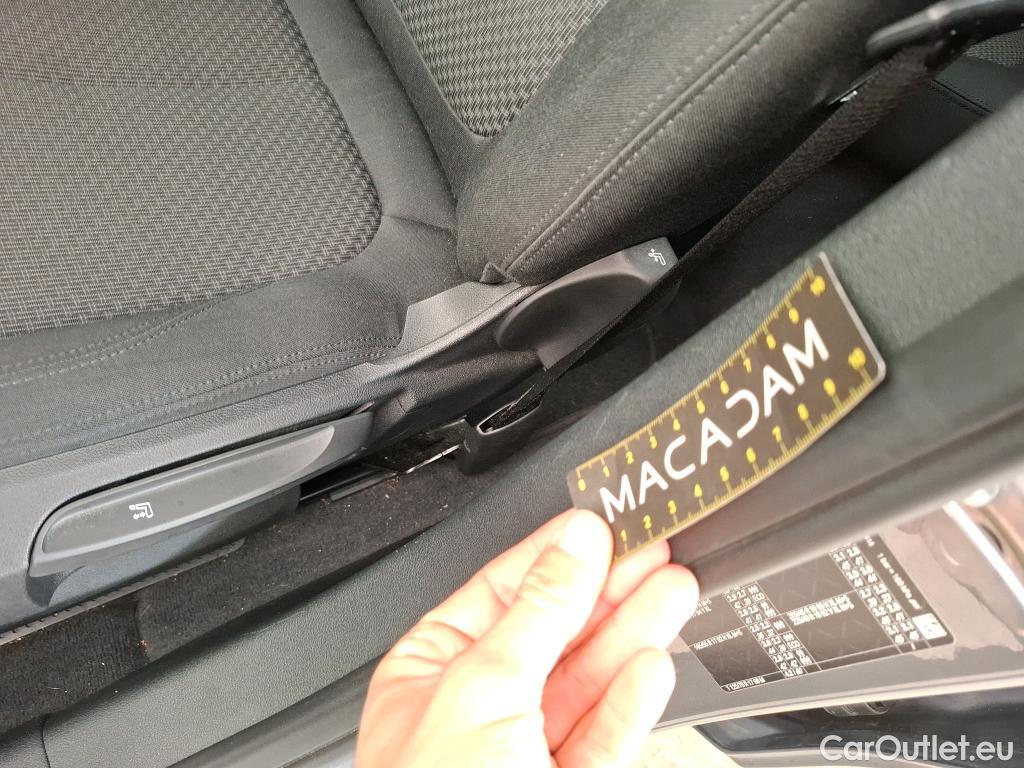  Bmw  Serie 1 BMW Série 1 / 2019 / 5P / Berline 116i DKG7 Business Design #3