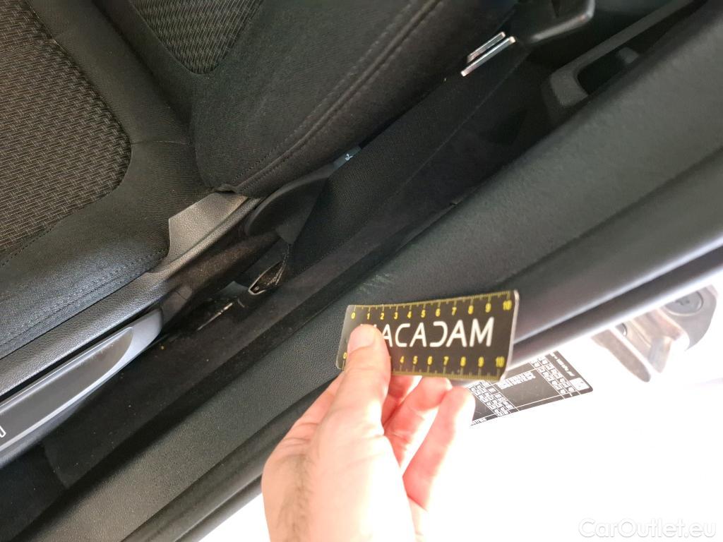  Bmw  Serie 1 BMW Série 1 / 2019 / 5P / Berline 116i DKG7 Business Design #1