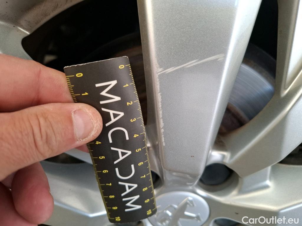  Peugeot  5008  Active Business 1.2 PureTech 130CV BVA8 E6d #2