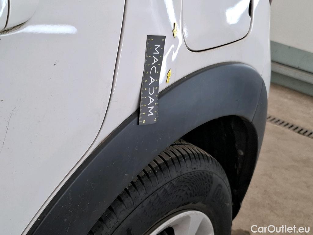  Citroen  C3  Feel 1.2 PureTech 80CV BVM5 E6 #14