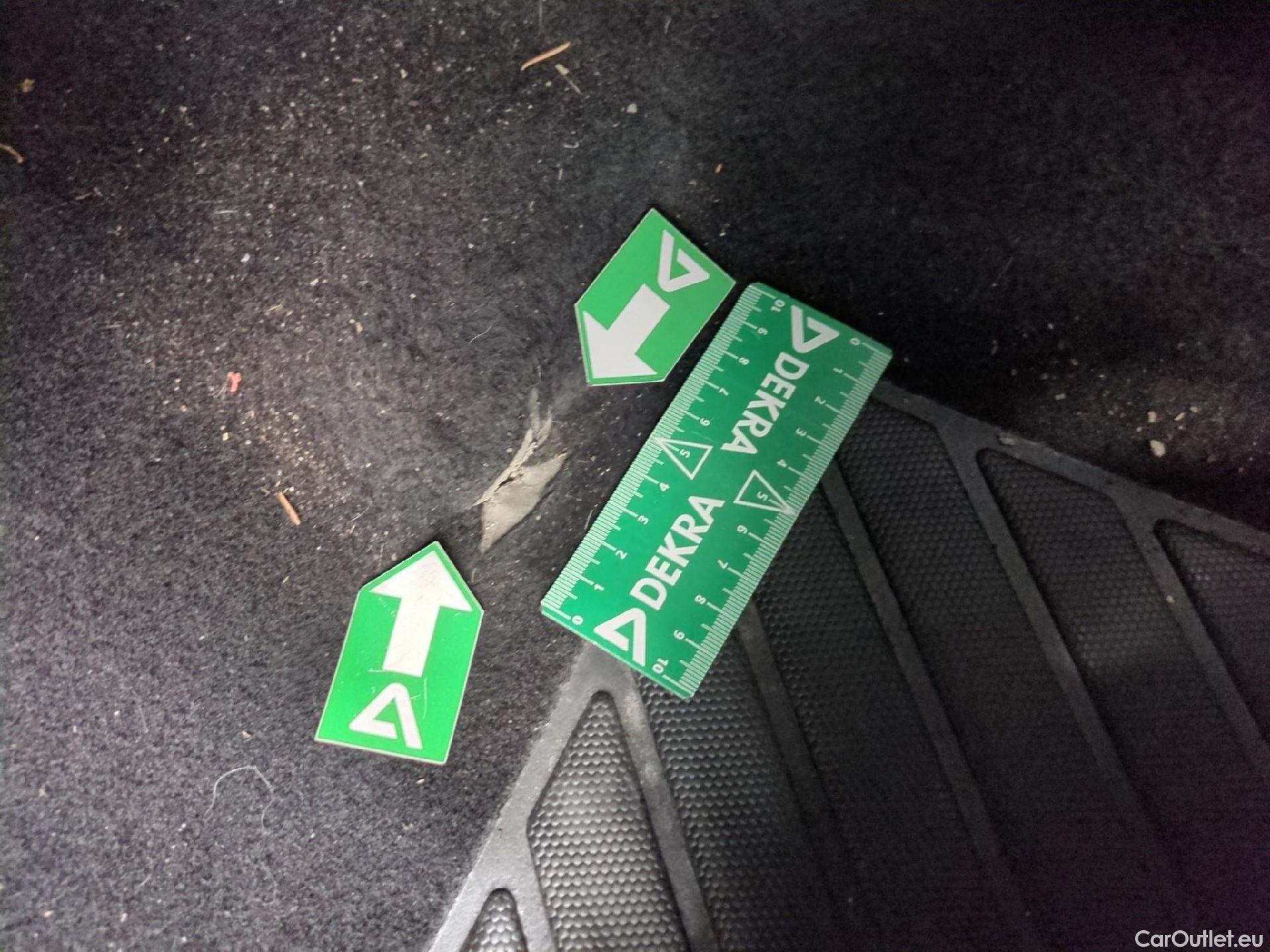  Peugeot  3008  Active Business 1.5 HDi 130CV BVA8 E6d #2