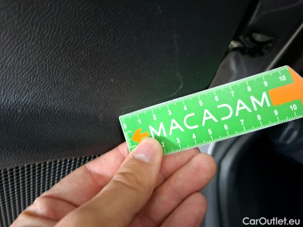  Peugeot  2008  Allure Business 1.5 HDi 130CV BVA8 E6d #19