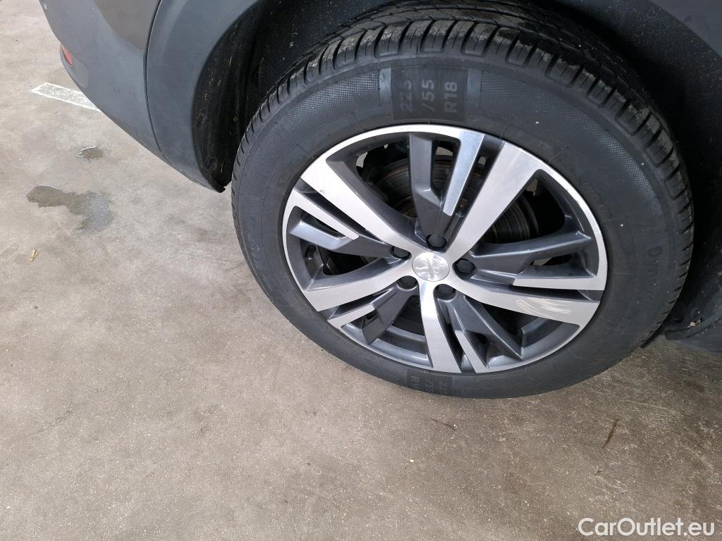  Peugeot  5008  Allure 1.2 PureTech 130CV BVM6 7 Sieges E6d #10