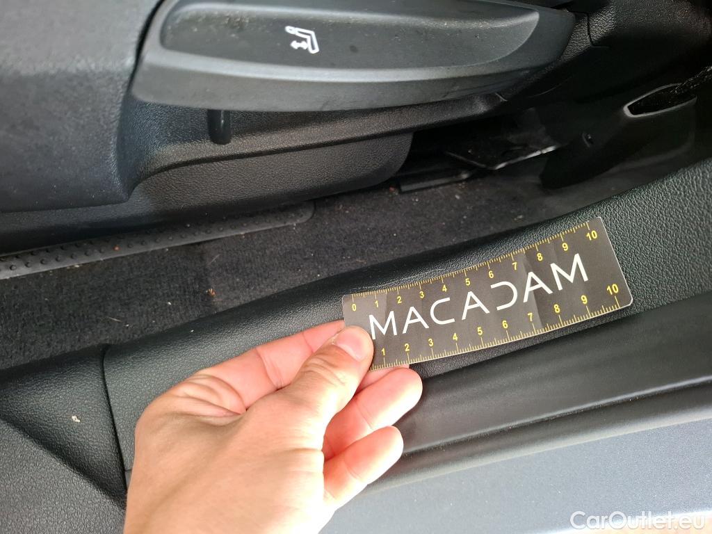  Bmw  Serie 1 BMW Série 1 / 2019 / 5P / Berline 116i DKG7 Business Design #2