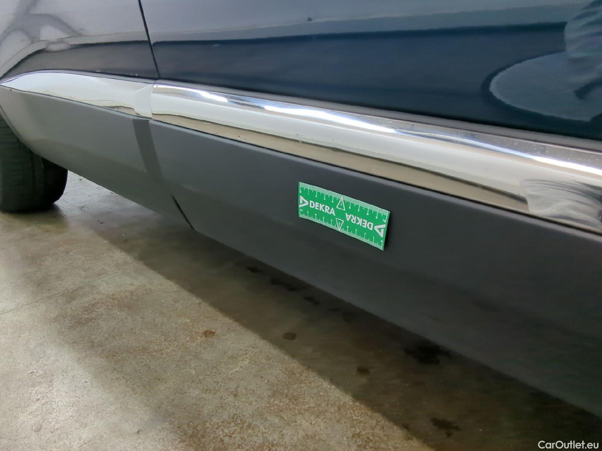  Peugeot  5008 PEUGEOT  / 2020 / 5P / SUV BlueHDi 130 S&S EAT8 GT Pack #13