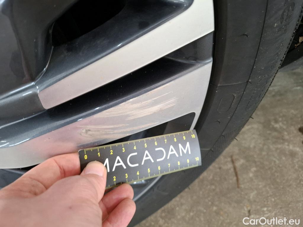  Peugeot  5008  Allure 1.2 PureTech 130CV BVM6 7 Sieges E6d #14