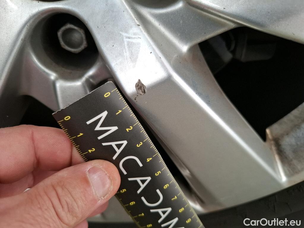  Peugeot  5008  Active Business 1.2 PureTech 130CV BVA8 E6d #17