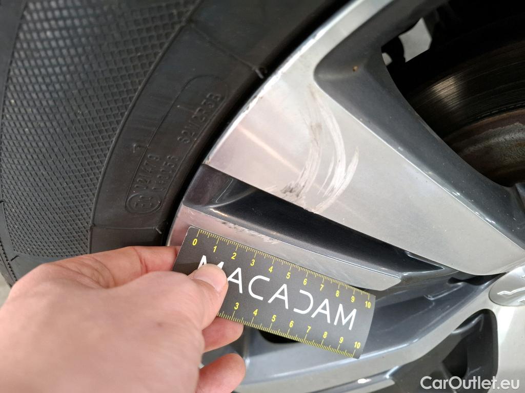  Peugeot  5008  Allure 1.2 PureTech 130CV BVM6 7 Sieges E6d #13