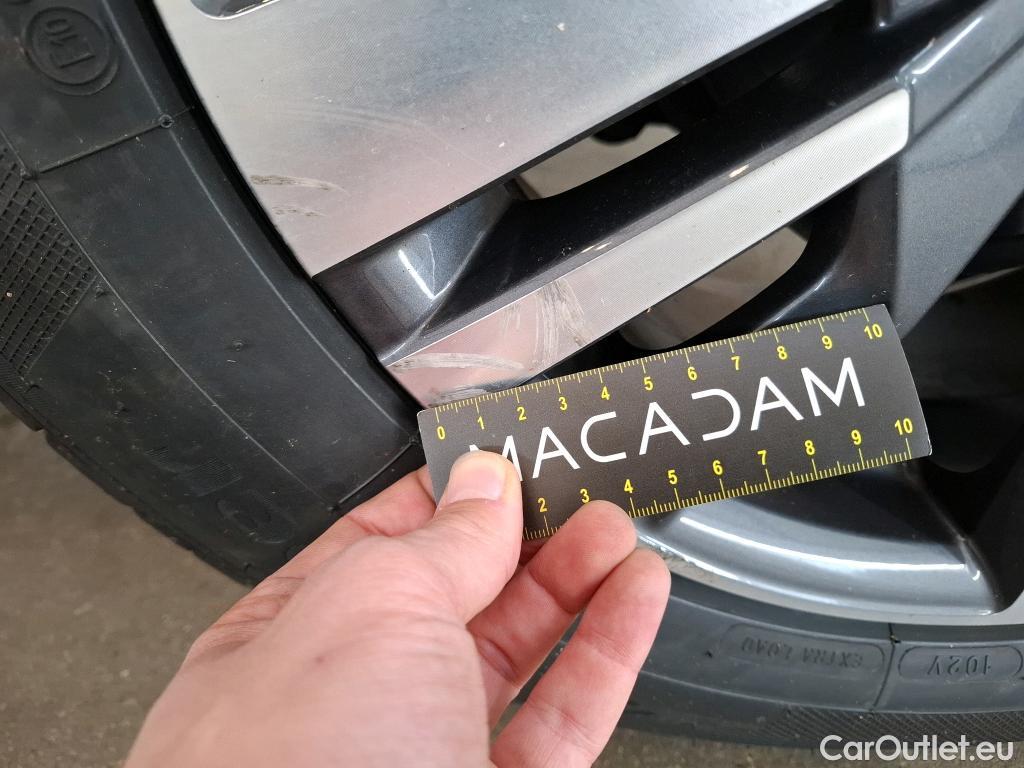  Peugeot  5008  Allure 1.2 PureTech 130CV BVM6 7 Sieges E6d #7