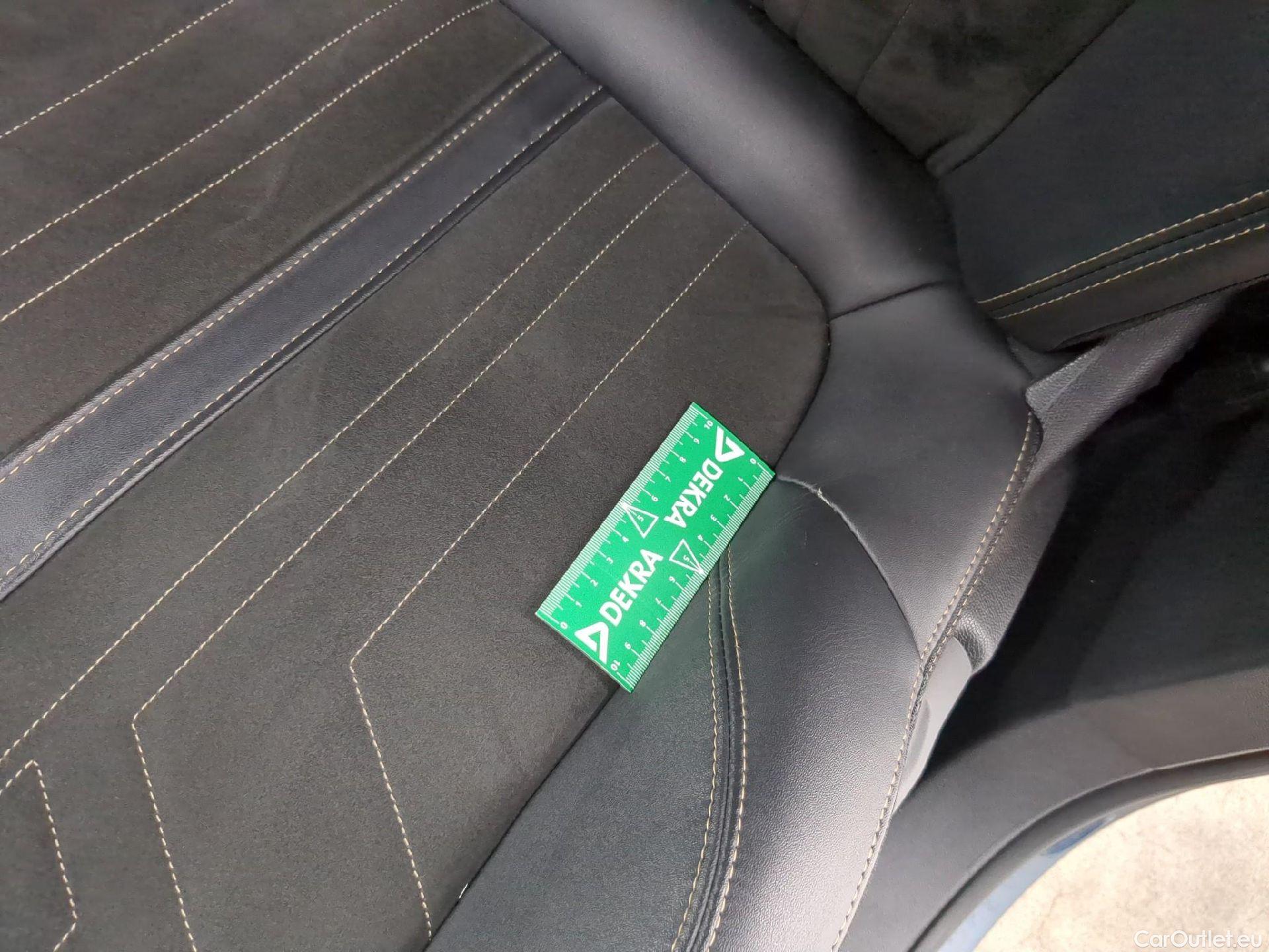  Peugeot  5008 PEUGEOT  / 2020 / 5P / SUV BlueHDi 130 S&S EAT8 GT Pack #1