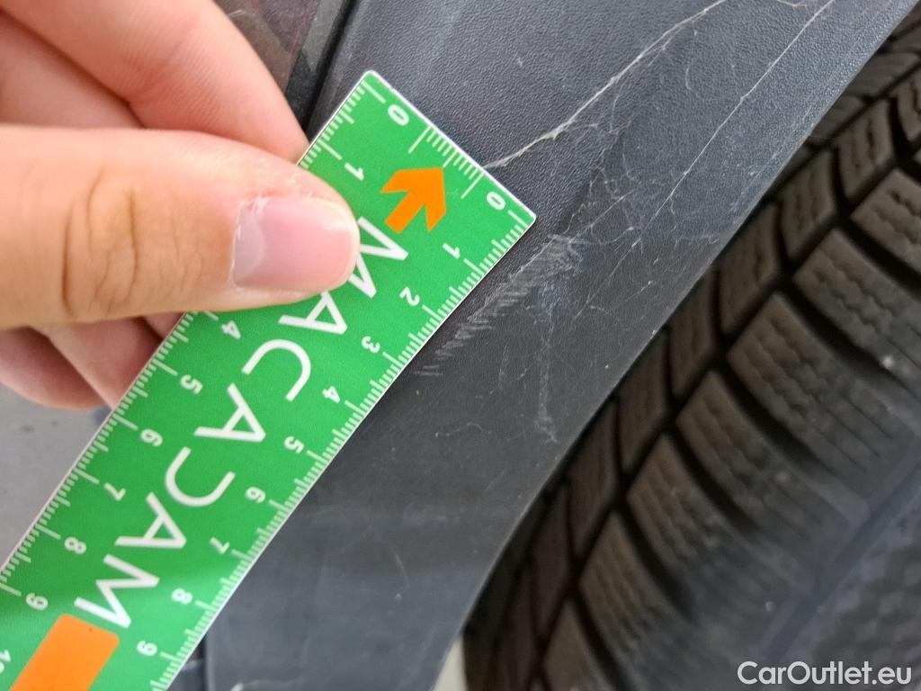  Peugeot  2008  Allure Business 1.5 HDi 130CV BVA8 E6d #16