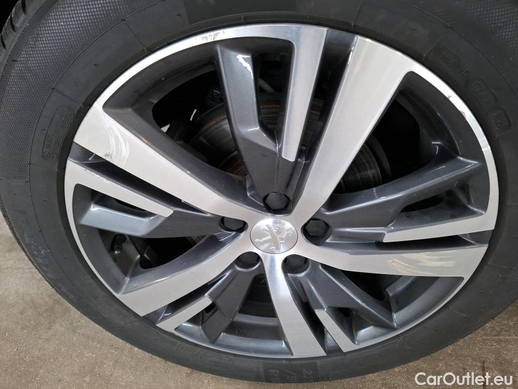  Peugeot  5008  Allure 1.2 PureTech 130CV BVM6 7 Sieges E6d #11