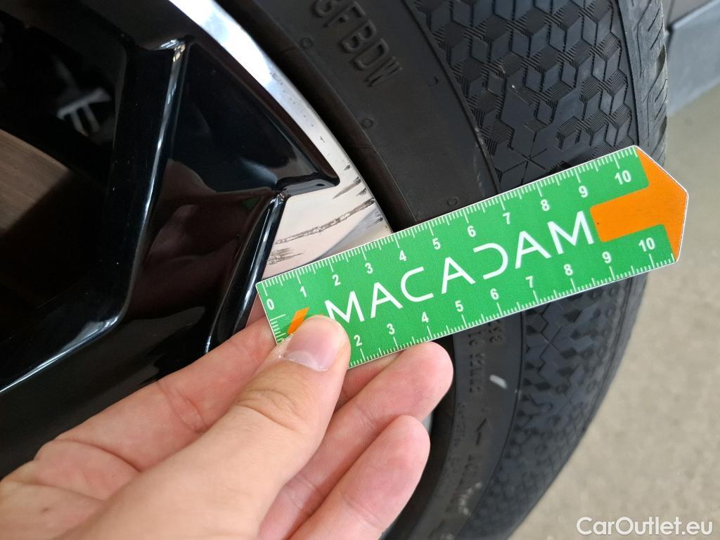  Peugeot  2008  Allure Business 1.5 HDi 130CV BVA8 E6d #11