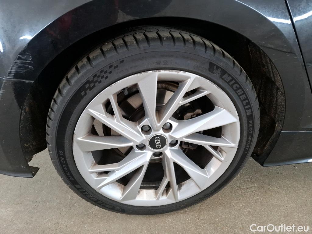  Audi  A5 Sportback AUDI  / 2019 / 5P / Berline 40 TDI 190 S TRONIC 7 BUSI LINE SB #16