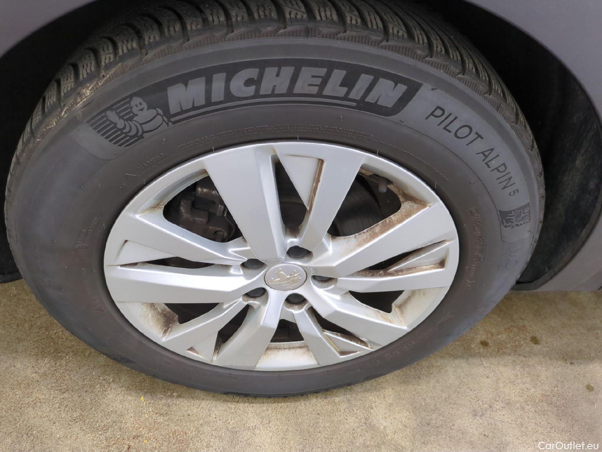  Peugeot  3008  Active Business 1.5 HDi 130CV BVA8 E6d #11