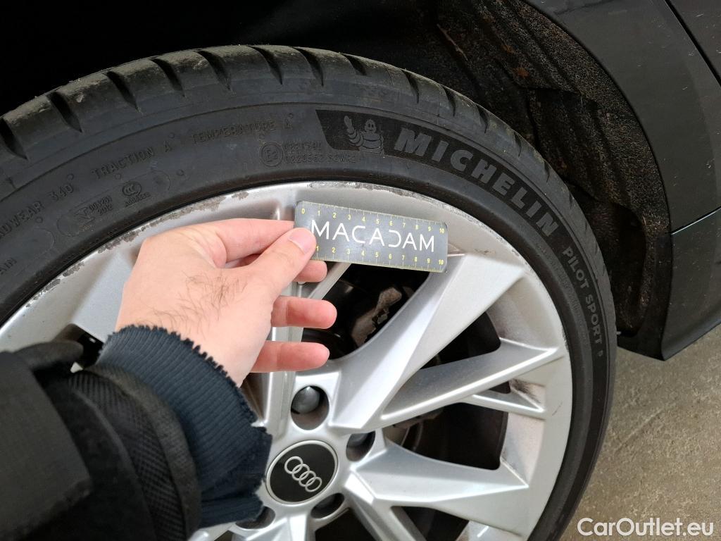  Audi  A5 Sportback AUDI  / 2019 / 5P / Berline 40 TDI 190 S TRONIC 7 BUSI LINE SB #19