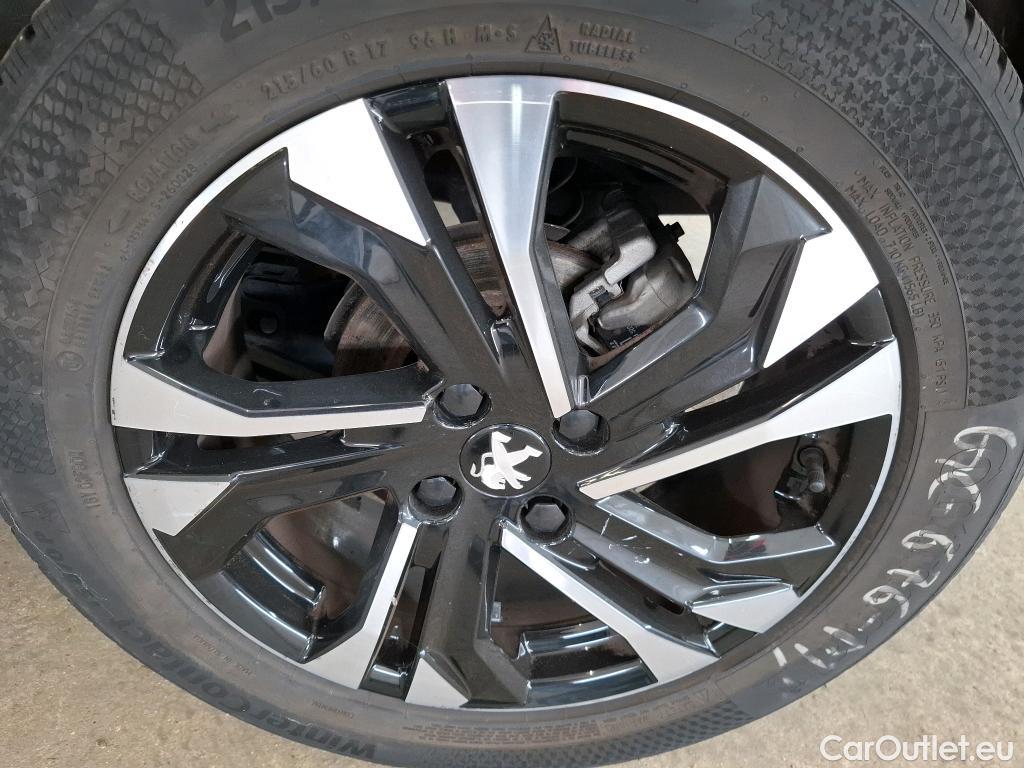  Peugeot  2008  Allure Business 1.5 HDi 130CV BVA8 E6d #28