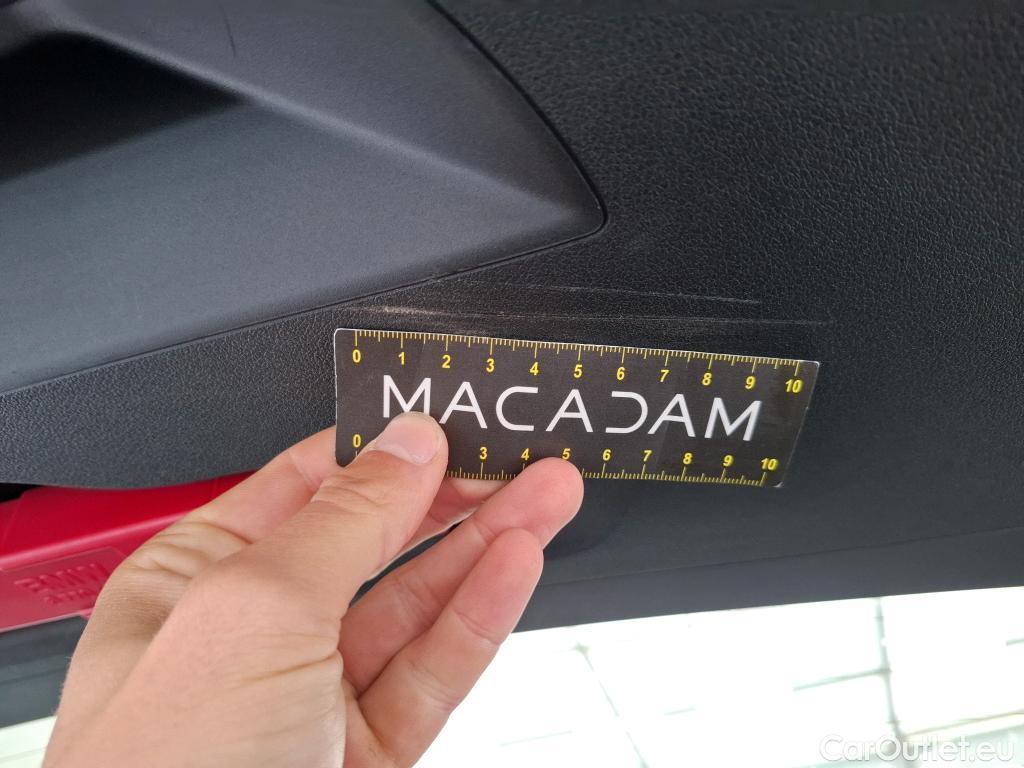  Bmw  Serie 1 BMW Série 1 / 2019 / 5P / Berline 116i DKG7 Business Design #9