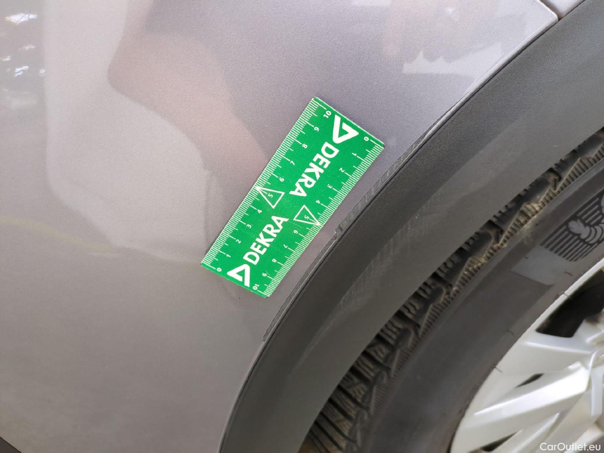  Peugeot  3008  Active Business 1.5 HDi 130CV BVA8 E6d #24