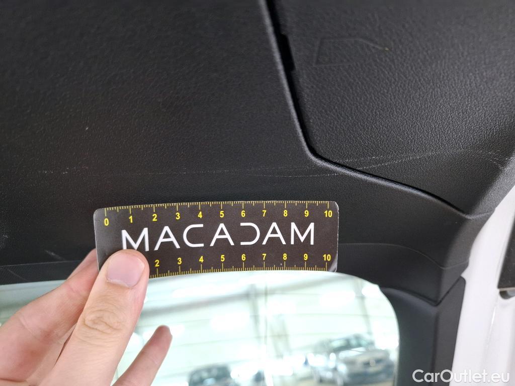  Bmw  Serie 1 BMW Série 1 / 2019 / 5P / Berline 116i DKG7 Business Design #4