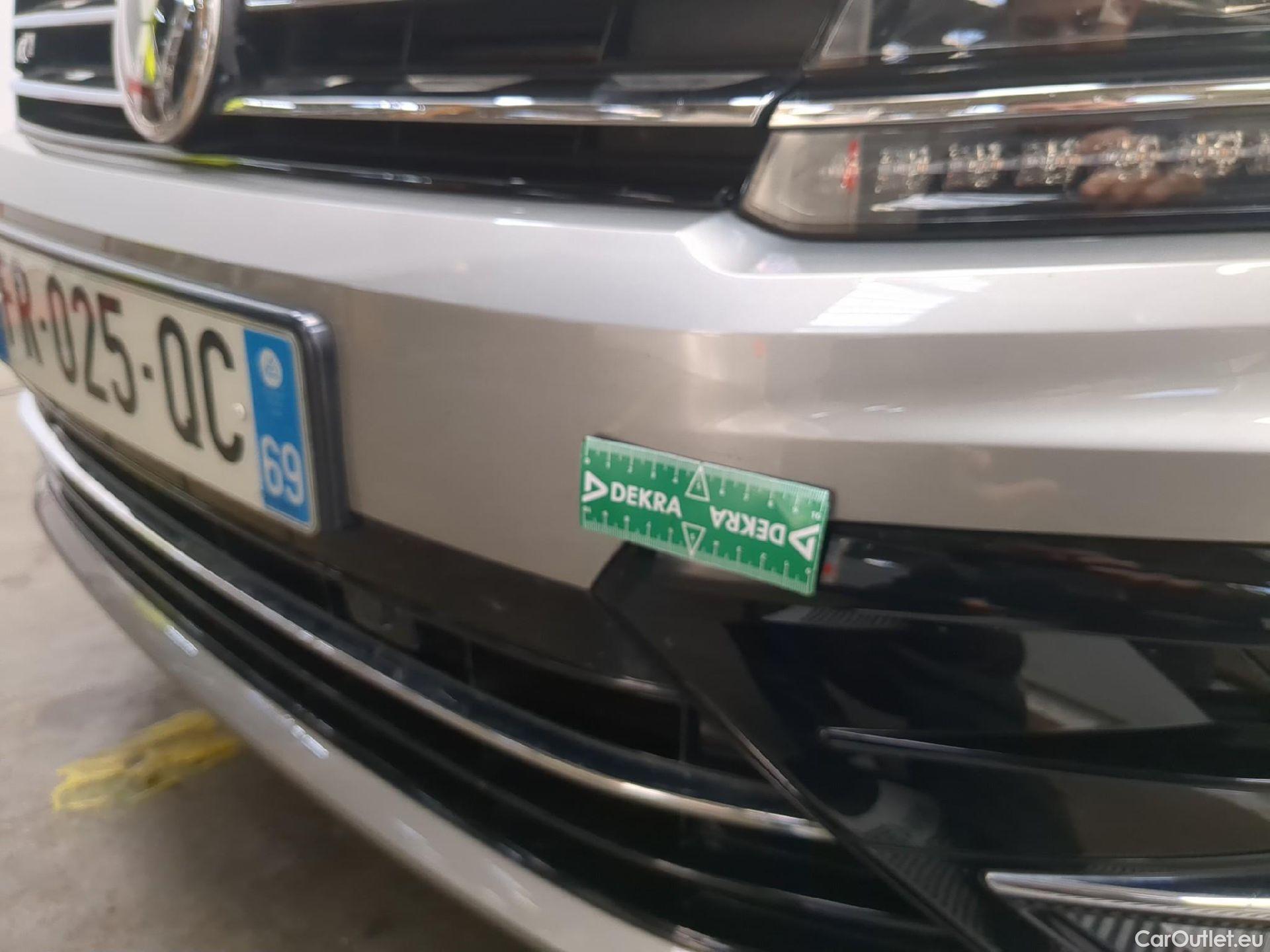  Volkswagen  Tiguan  Carat Exclusive 1.5 TSI 150 DSG7 Pack R Line #6